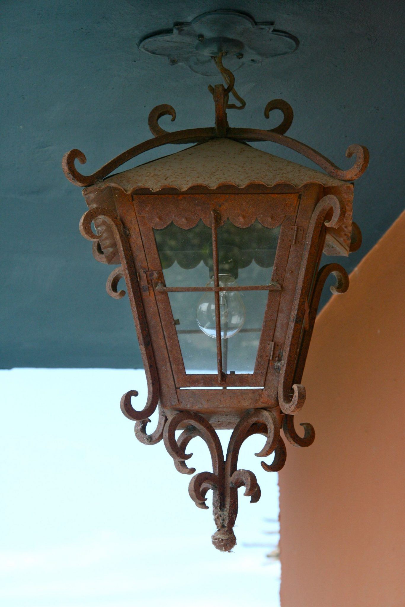 rustic lamp photo