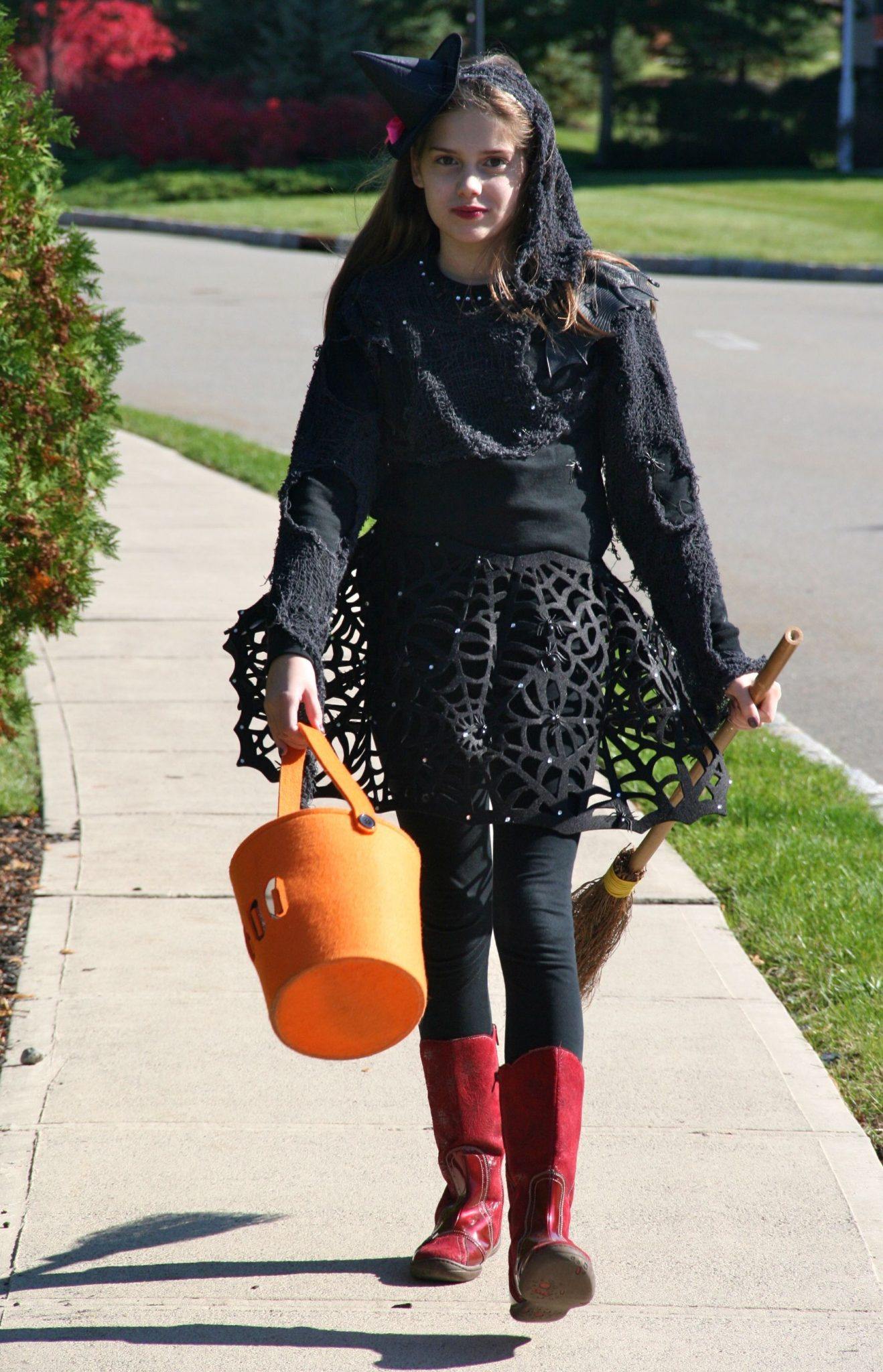 Trick of treating, home made halloween witch costume