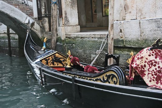 gondola photo in Venice, Italy travel photos
