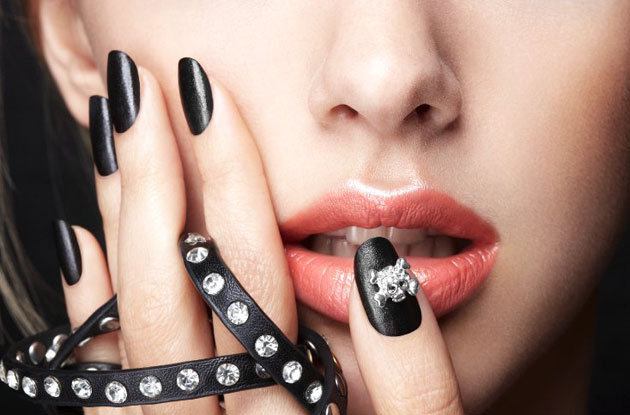 blacl leather nails - leather & skulls set by Nails Inc