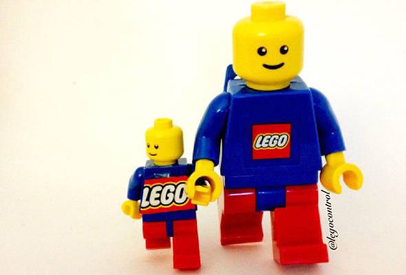 Lego picture by @legocontrol via http://instagram.com/legocontrol 