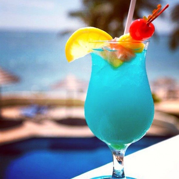 cocktails in a beach getaway - yes please