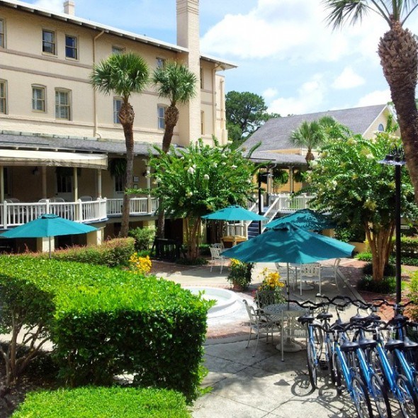 ghosts at Jekyll Island Club Hotel, Jekyll Island, Georgia 