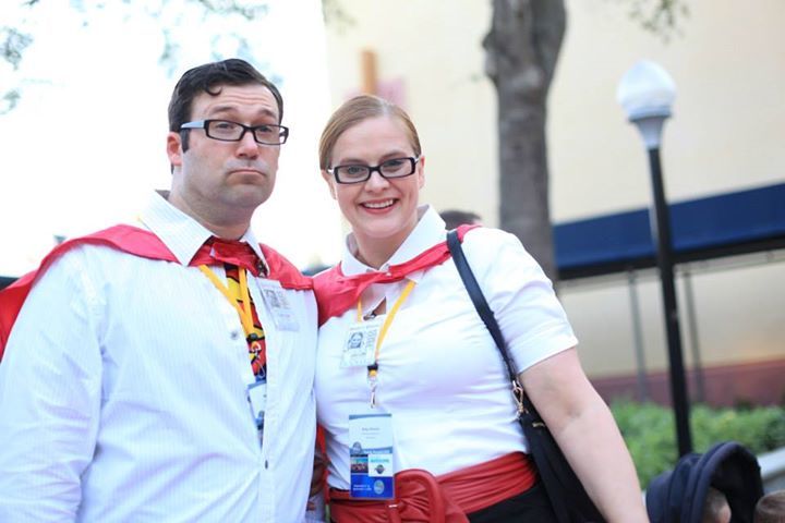 Clark Kent and Lois Lane Halloween costume for couples
